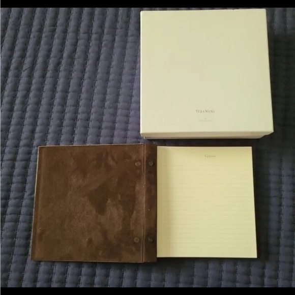Vera Wang Guest Book ‘NEW’ - Picture 4 of 4